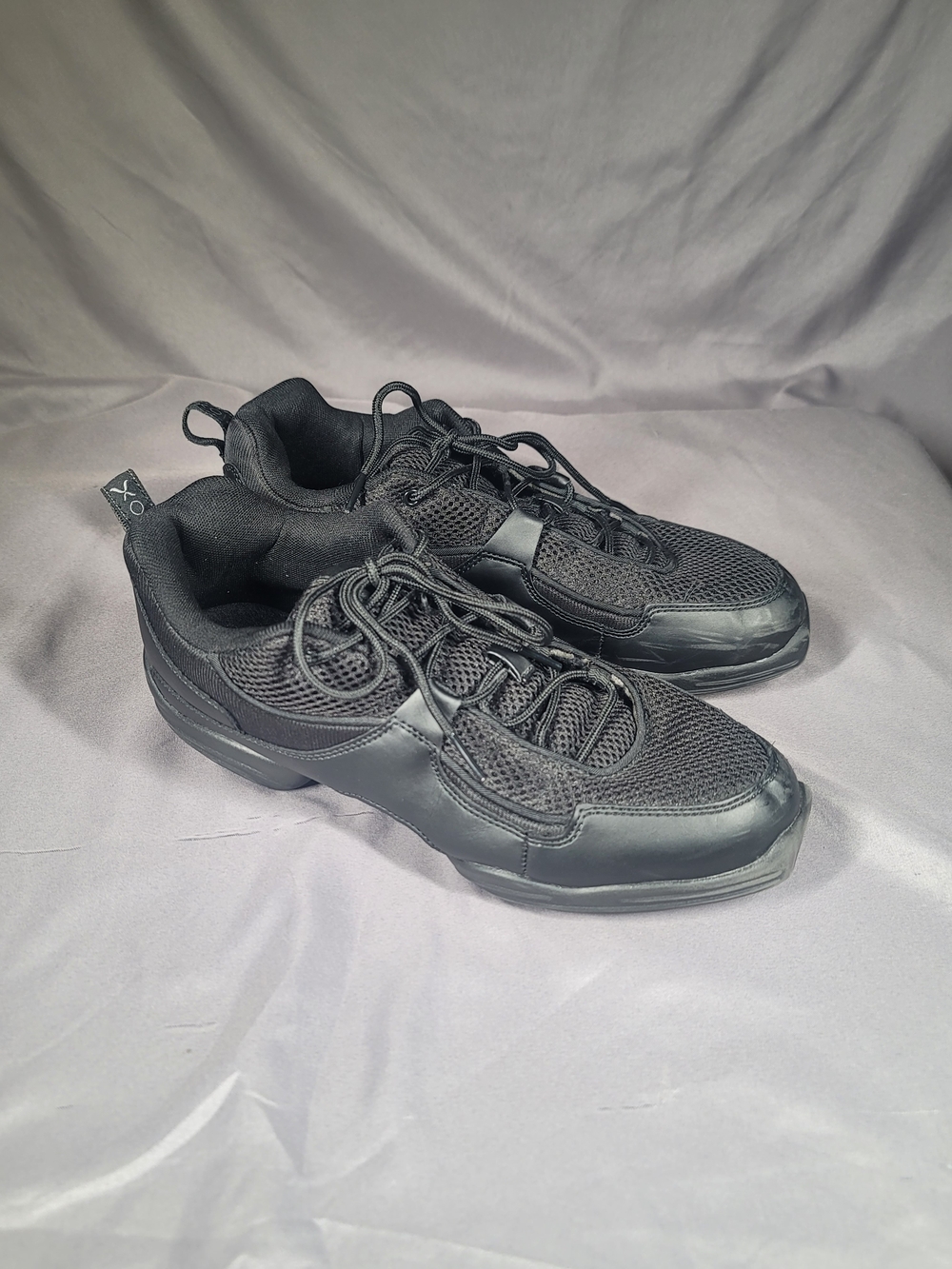 Capezio DS11A Dance Sneakers Black Split Sole Dance Shoes Womans Size 11.5